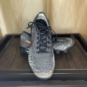Nike Vapormax Women’s Gray and Black Athletic Shoes